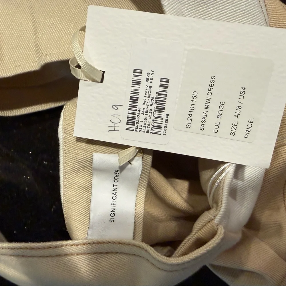 Significant Other Saskia One-Shoulder Mini Dress in Beige & White Size 4 NWT - Picture 8 of 8